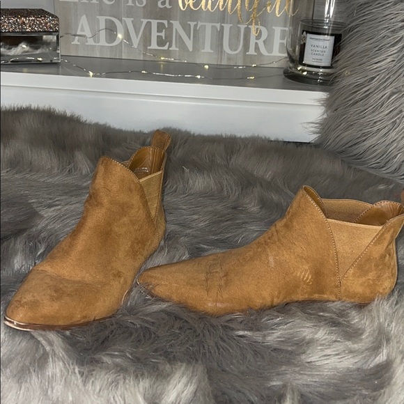 Brown bootie - Picture 3 of 4